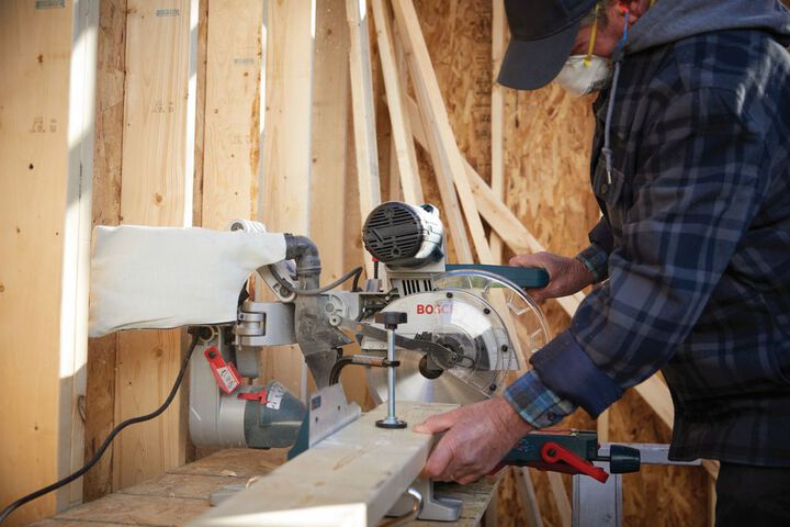 Bosch 10 Inch Dual-Bevel Glide Miter Saw, Reconditioned, large image number 6