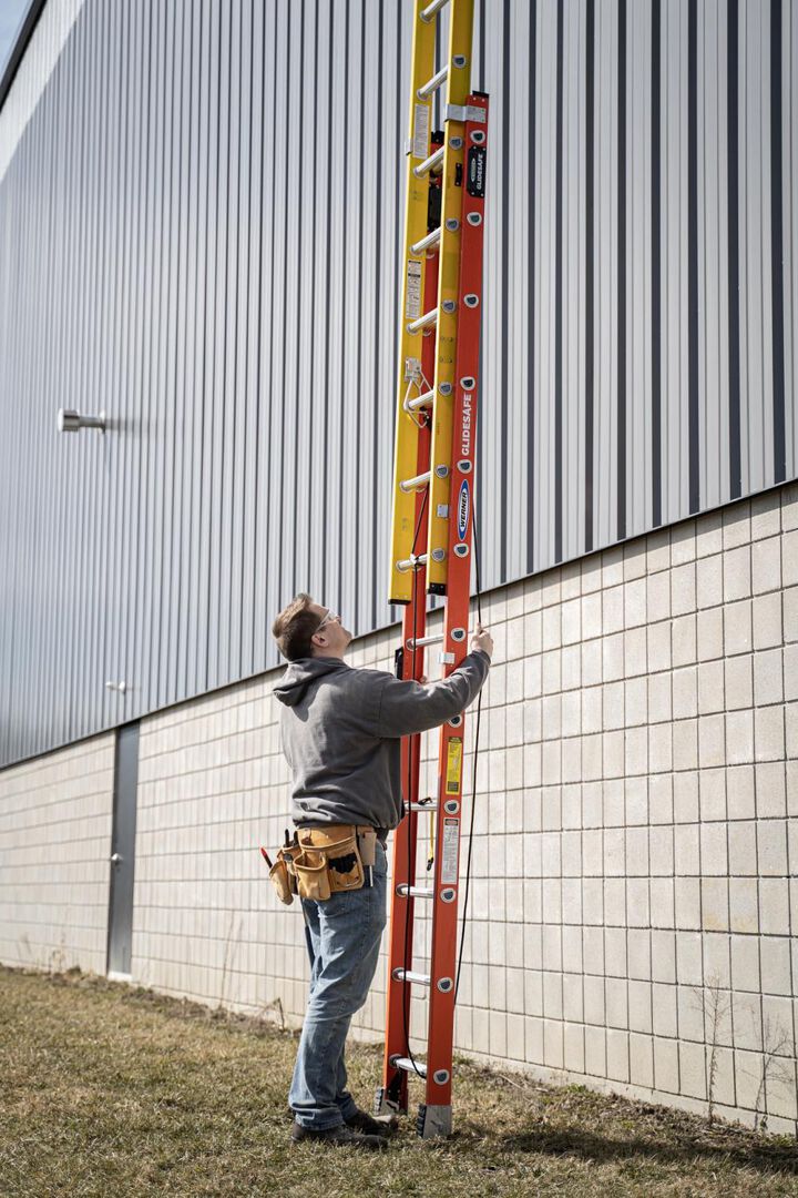 Werner Glidesafe Extension Ladder Fiberglass Tri Rung Type IA 32', large image number 8