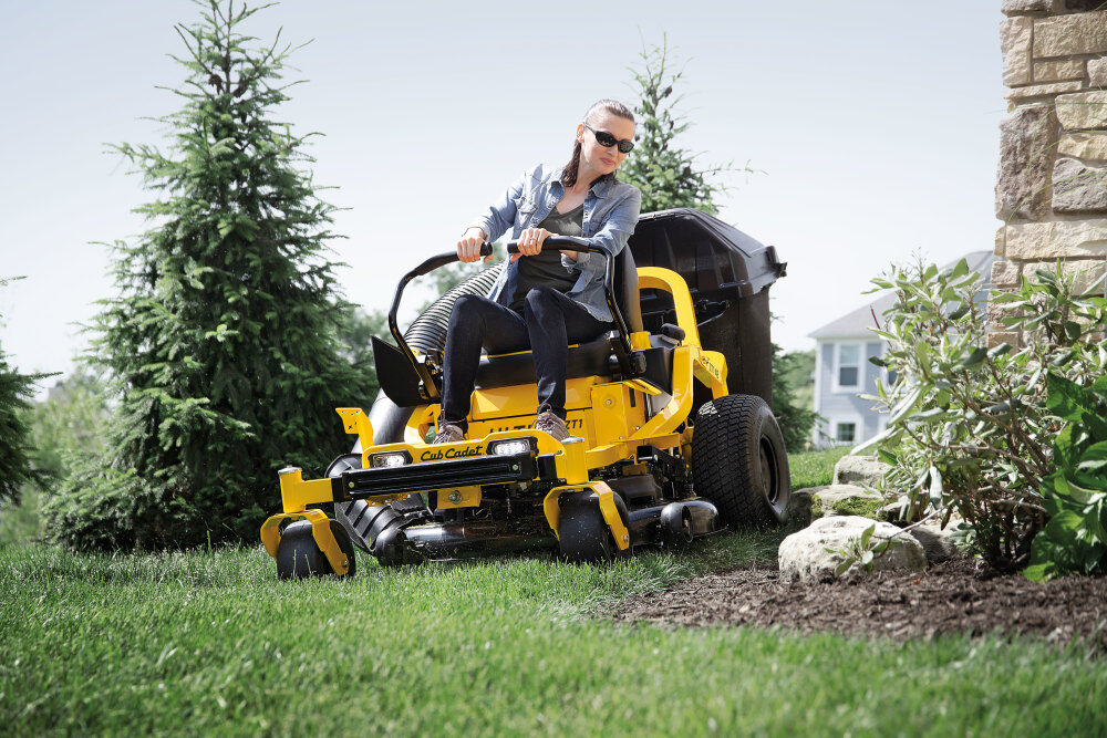 Cub Cadet 42 in 726cc 18HP Kawasaki Engine Zero-Turn Lawn Mower, large image number 7