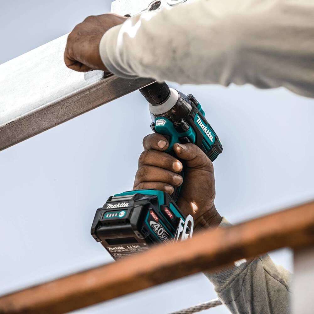 Makita 40V max XGT Impact Wrench Kit 4 Speed 1/2in, large image number 2