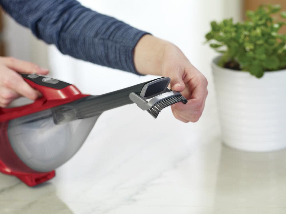 Black and Decker DUSTBUSTER Hand Vacuum Chili Red, large image number 8