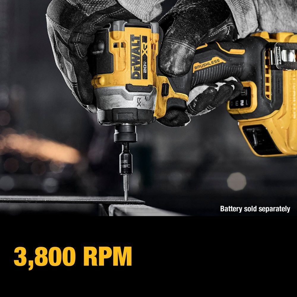 DEWALT 20V MAX XR 1/2 Inch Hammer Drill and 1/4 Inch Impact Driver Combo Kit, large image number 5