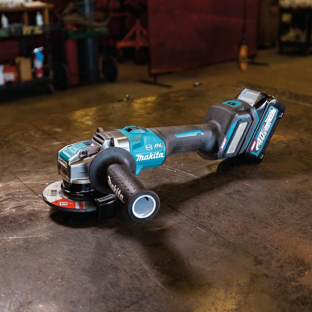 Makita 40V max XGT 5in Angle Grinder Kit with Electric Brake, large image number 5