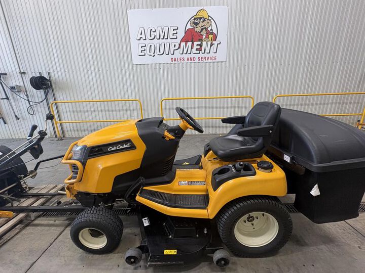 Cub Cadet XT3 GSX 48 Inch 25HP Riding Mower Used 2018, large image number 4