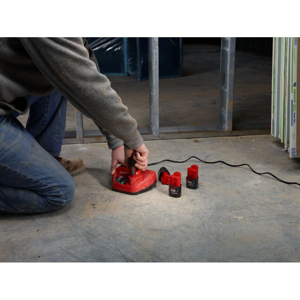 Milwaukee M12 Polisher/Sander-Bare Tool, CP 2Ah & XC 4Ah Starter Kit Bundle, large image number 18