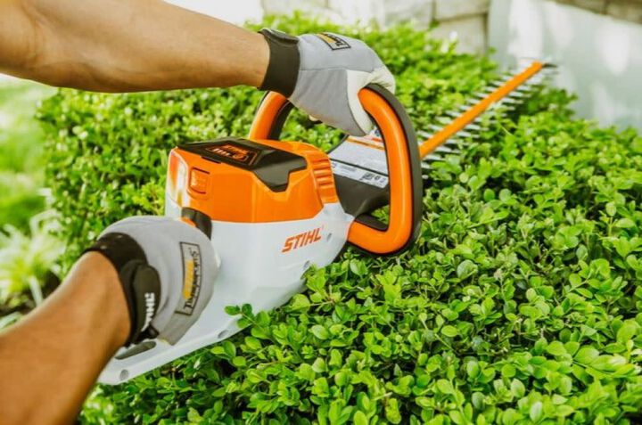 Stihl HSA 100 Commercial-Grade Battery-Powered Hedge Trimmer (Bare Tool), large image number 3