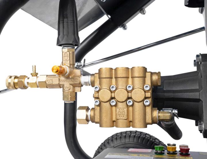 Simpson SuperPro Roll Cage 4400 PSI 4.0 GPM Gas Powered Cold Water Pressure Washer with 5 Spray Tips, large image number 12