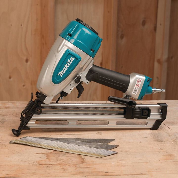 Makita Pneumatic 15 Gauge 2-1/2 Inch Angled Finish Nailer, large image number 1