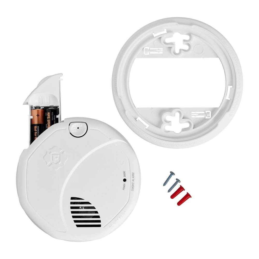 First Alert SM500V Interconnect Battery Operated Smoke Alarm with Voice Alerts, large image number 7