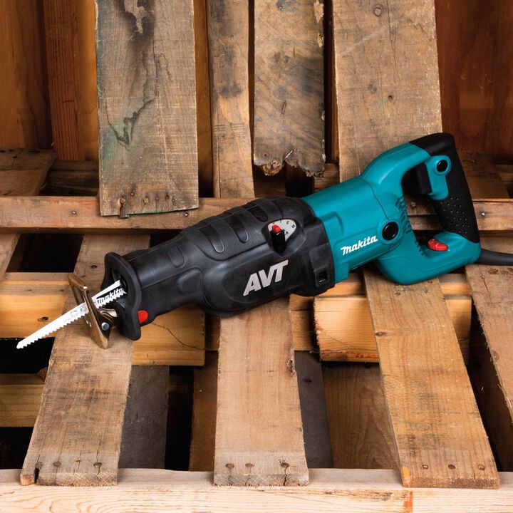 Makita AVT Recipro Pallet Saw - 15 AMP with High Torque Limiter, large image number 1