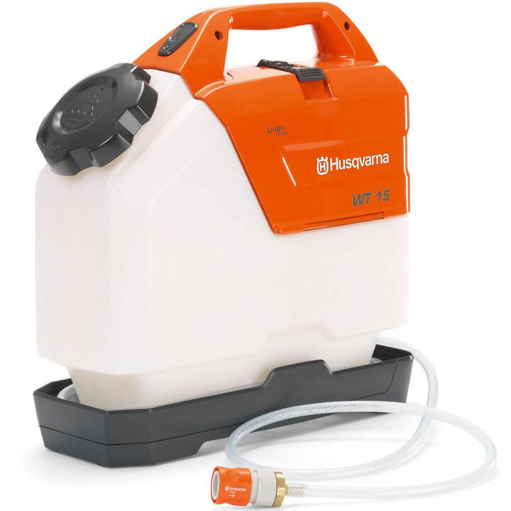 Husqvarna Construction 4 Gallon Battery-Powered Pressurized Water Tank Kit
