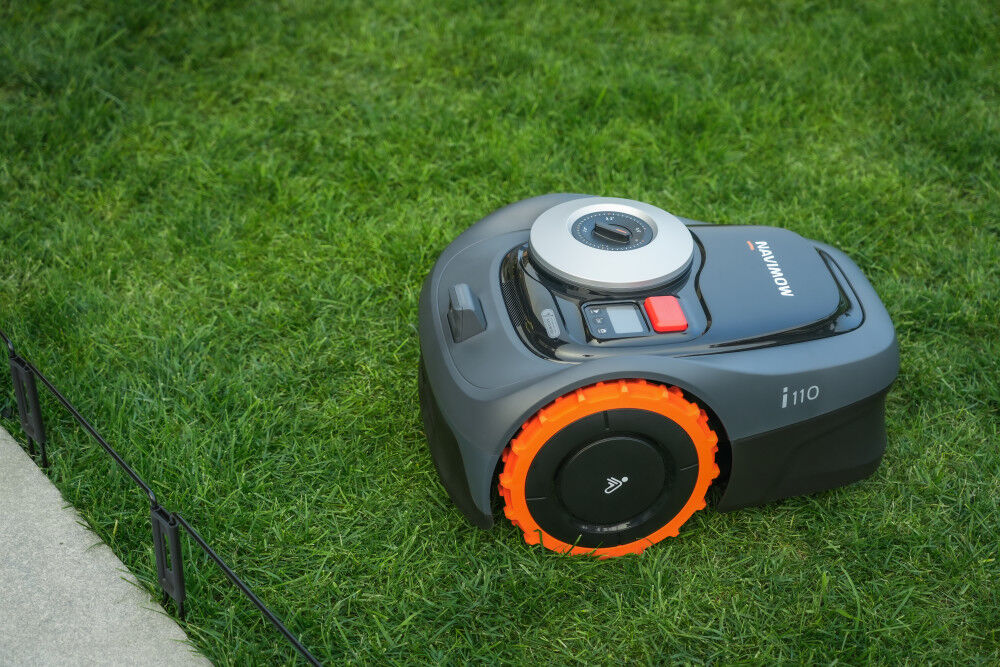 Segway Navimow i110 1/4 Acre Robotic Lawn Mower, large image number 11