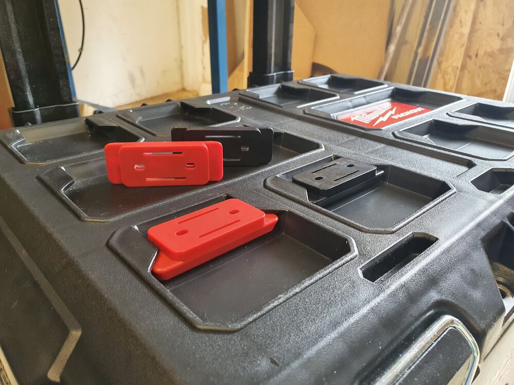 Stealthmounts Battery Mount Milwaukee PACKOUT Feet Red 8pk, large image number 2