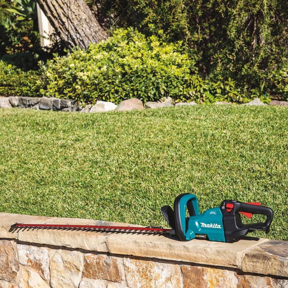 Makita 18V LXT Lithium-Ion Brushless Cordless 30in Hedge Trimmer (Bare Tool), large image number 8