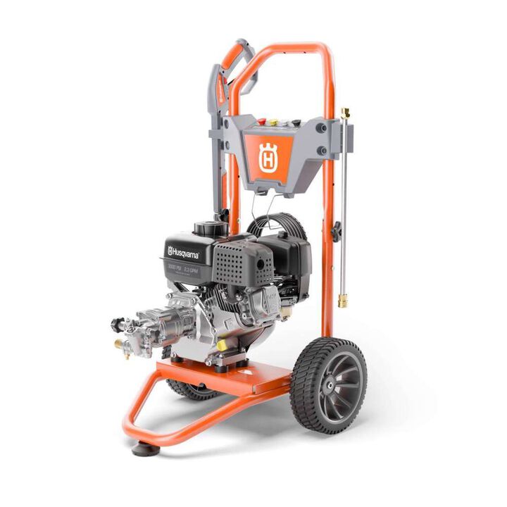 Husqvarna 3000 PSI 2.3 GPM Gas Cold Water Pressure Washer with 4 Spray Tips, large image number 2