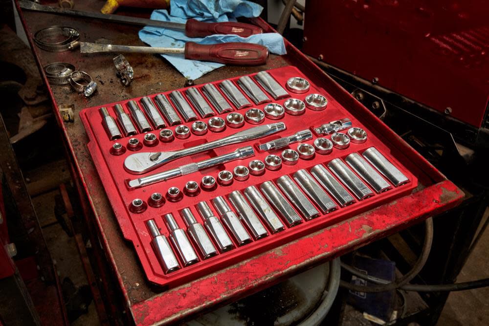 Milwaukee 3/8inch Drive 56pc Tool Set SAE/Metric with 12inch Ratchet Bundle, large image number 4