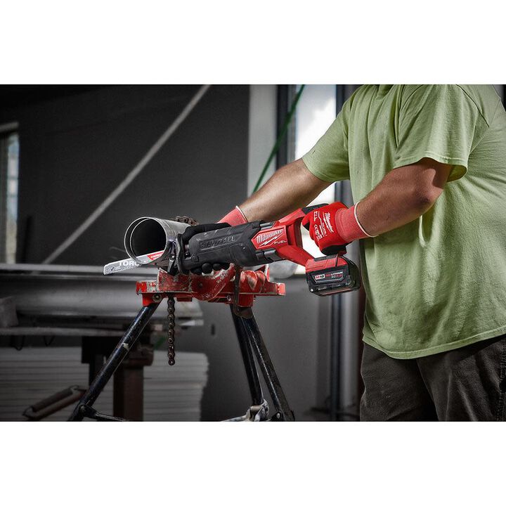 Milwaukee M18 FUEL SAWZALL Reciprocating Saw - 2 Battery XC5.0 Kit, large image number 8
