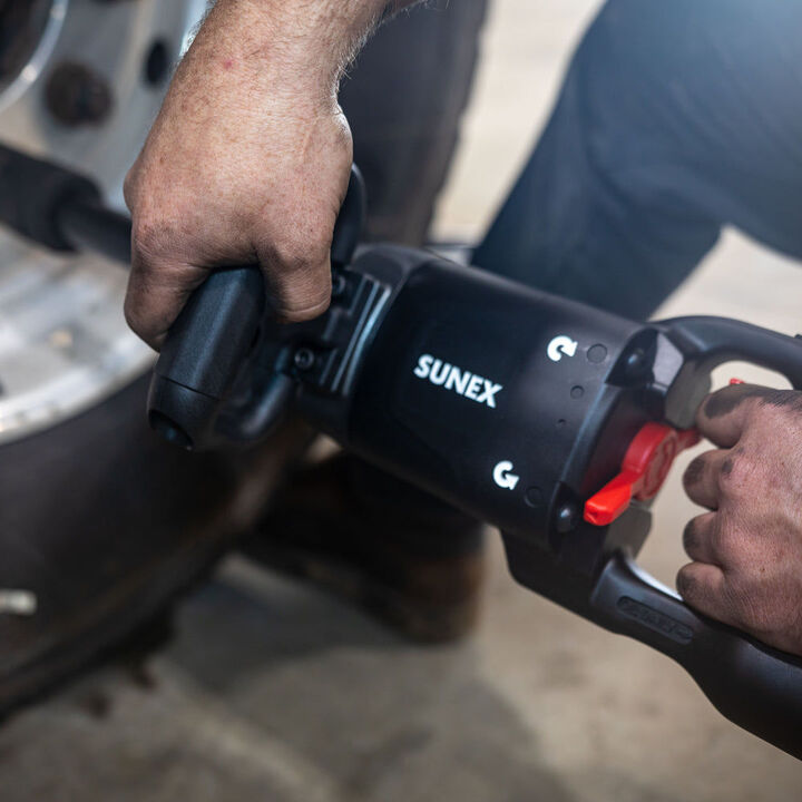 Sunex 1 Inch Drive Magnesium Composite Impact Wrench with 6 Inch Anvil, large image number 5