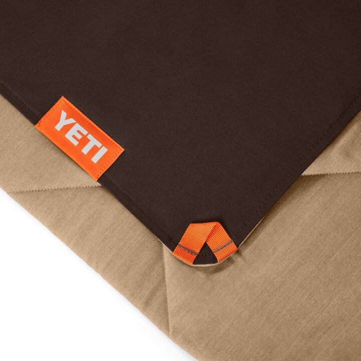 YETI Lowlands Waterproof Hydrobarrier Layer Blanket Wetlands Camo, large image number 4