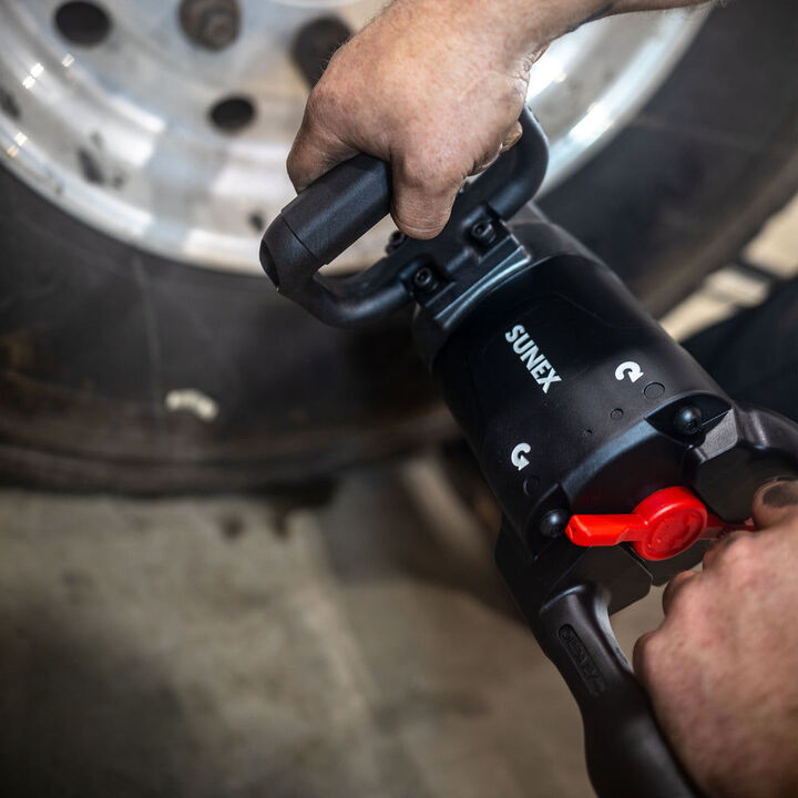 Sunex 1 Inch Drive Magnesium Composite Impact Wrench with 6 Inch Anvil, large image number 3