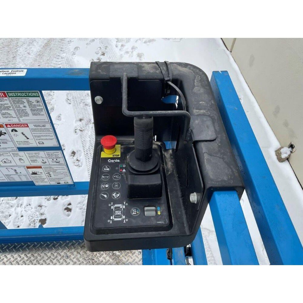 Genie 26 Ft. Rough Terrain Scissor Lift - Diesel, large image number 13