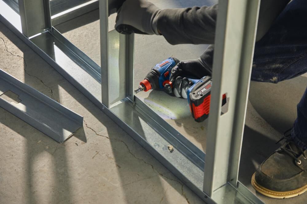 Bosch 18V Freak 1/4in & 1/2in Impact Driver Kit, large image number 5