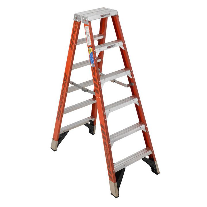 Werner 6-ft Fiberglass 375-lb Type IAA Twin-Step Ladder