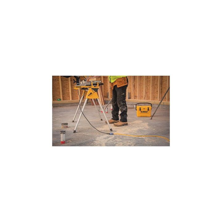 DEWALT 50 ft 10/3 SJTW Yellow Lighted Extension Cord, large image number 7