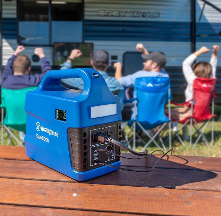 Westinghouse Outdoor Power 1,200 Watt Lithium-Ion Battery Solar Portable Power Station, large image number 4