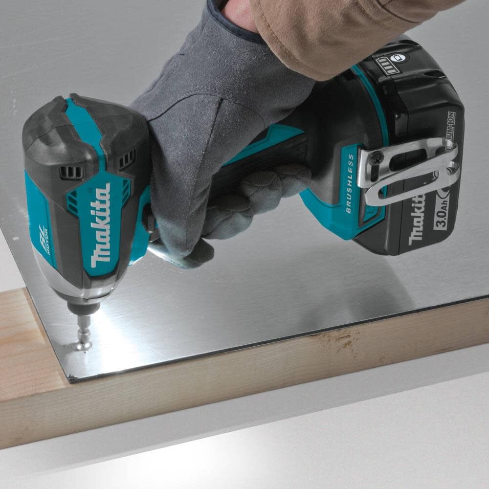 Makita 18V LXT Lithium-Ion Brushless Cordless Impact Driver Kit (3.0Ah), large image number 9