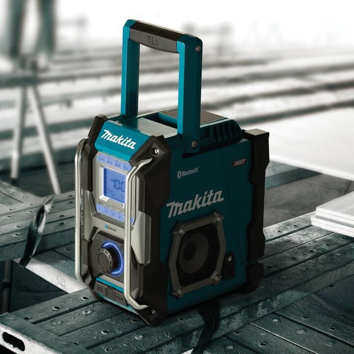 Makita XGT 40V max Job Site Radio (Bare Tool), large image number 1