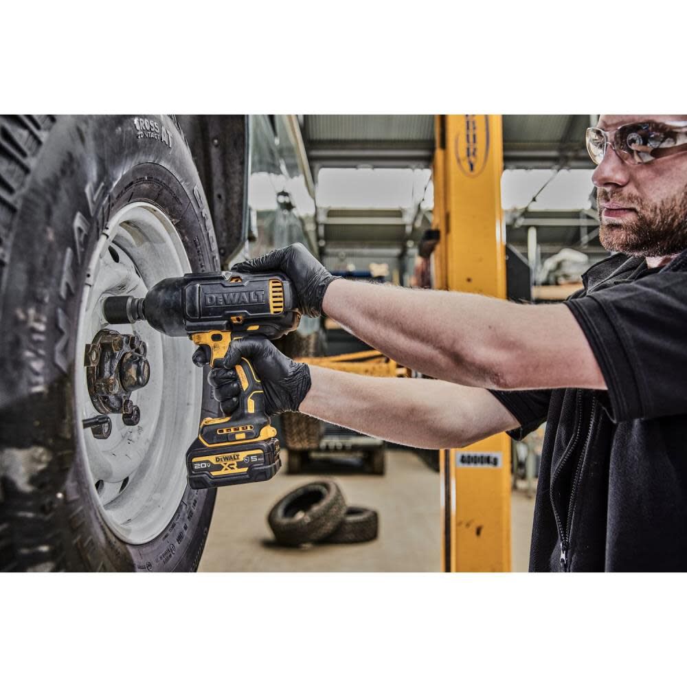 DEWALT 20V MAX XR 1/2in High Torque Impact Wrench with Hog Ring Anvil Kit, large image number 7