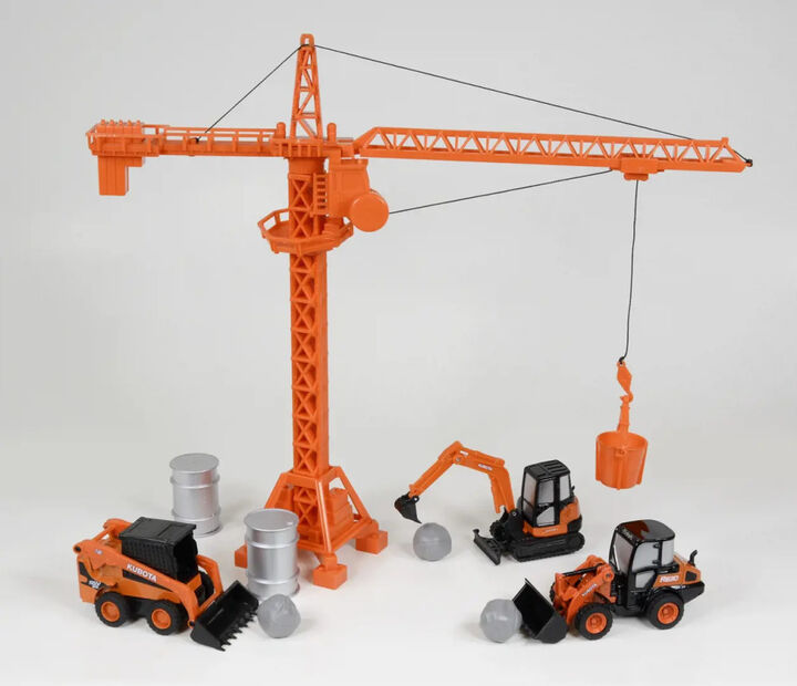 Kubota 1:64 Scale Die Cast Miniature Toy Equipment & Crane Playset, large image number 1