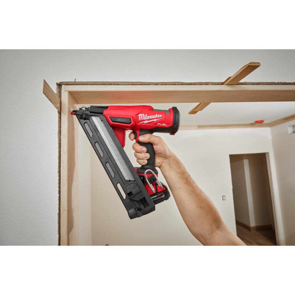 Milwaukee M18 FUEL 15 Gauge Finish Nailer (Bare Tool), large image number 10