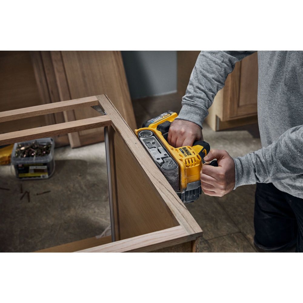DEWALT XR 20V MAX 3 in x 21 in Belt Sander (Bare Tool), large image number 5
