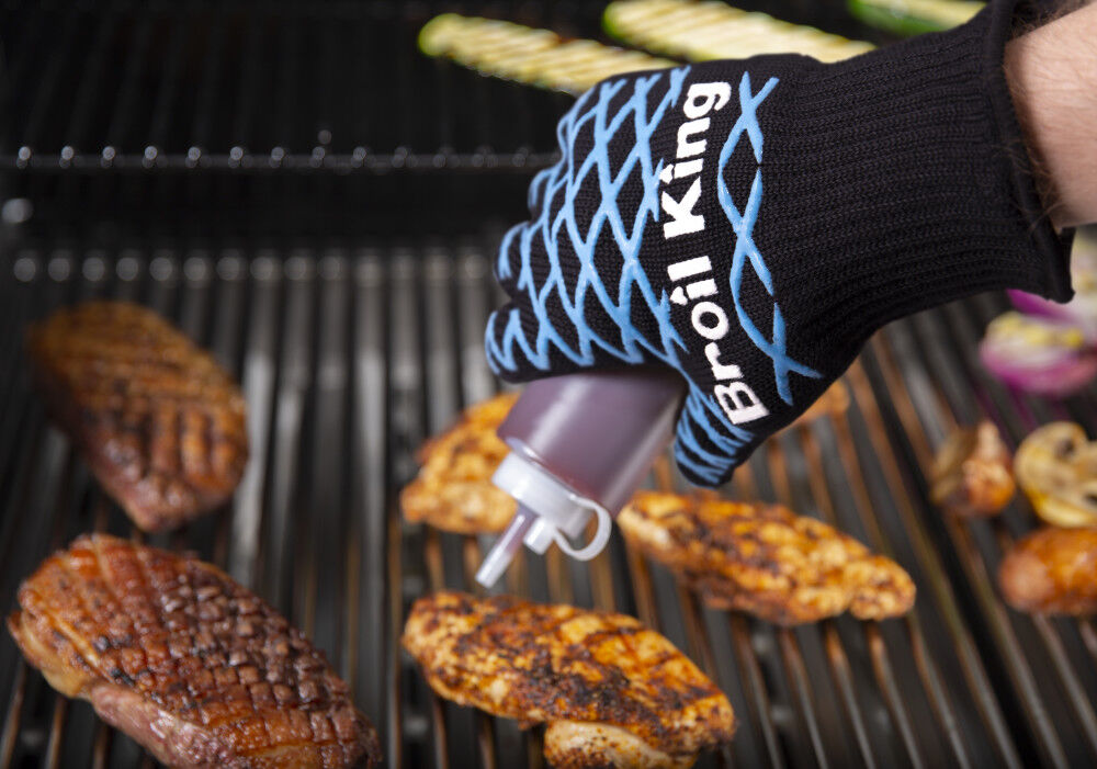 Broil King Single Black with Blue Accents Grilling Glove - OSFM, large image number 2