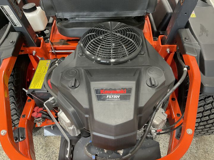 Kubota Z422KWTNC-60 60 Inch Kawasaki Engine Gas Powered Zero-Turn Mower, large image number 8