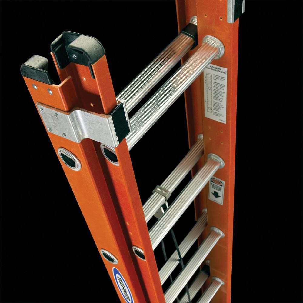 Werner Type IA Fiberglass D-Rung Extension Ladder 24', large image number 4