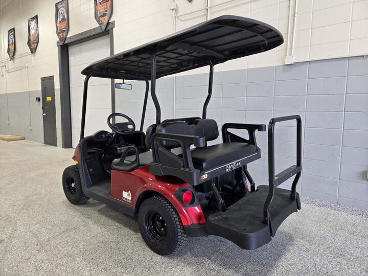 E-Z-GO Valor 4-Seat Electric Golf Cart Inferno Red, large image number 7