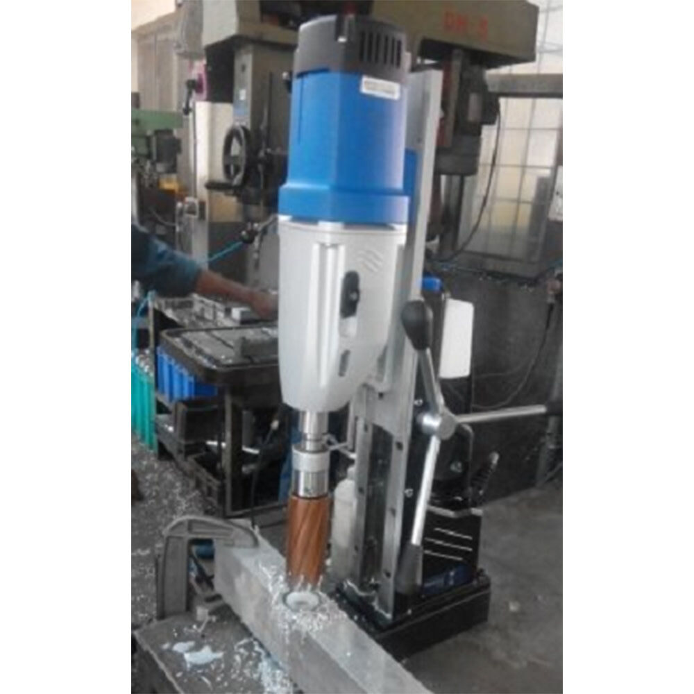 CS Unitec 3-1/16 Inch Four-Speed Magnetic Drill, large image number 2