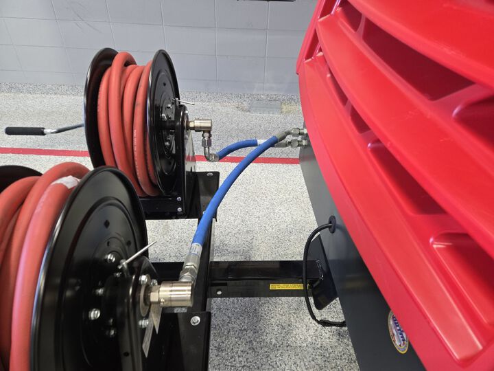 Chicago Pneumatic CPS 185-100 Towable 185 CFM Portable Diesel Powered Air Compressor , large image number 12