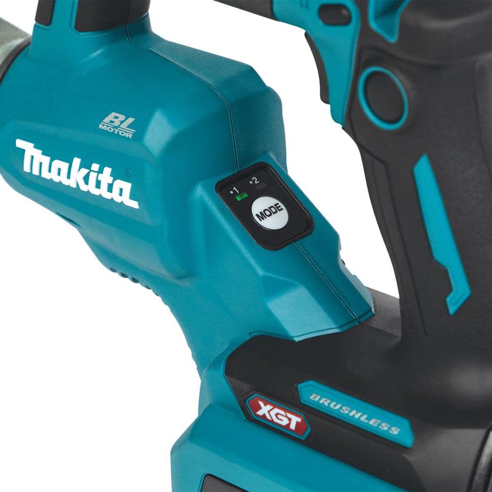 Makita 40V max XGT 8 ft Concrete Vibrator 8Ah Kit, large image number 12