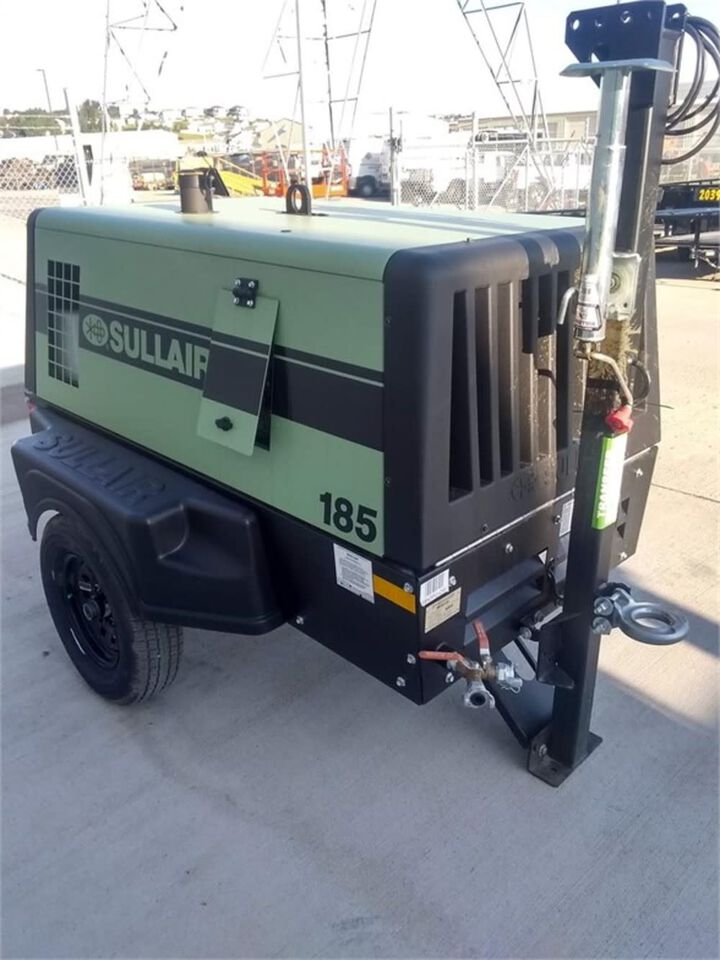 Sullair Portable Air Compressor 185CFM 49HP Rotary Screw, large image number 3