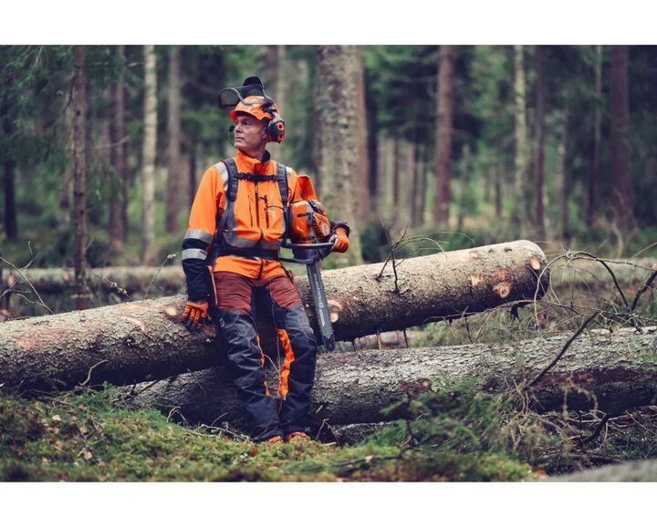 Husqvarna 564 XP Fuel Injected 28 Inch US X-Tough Light RSN C85 Chainsaw, large image number 7