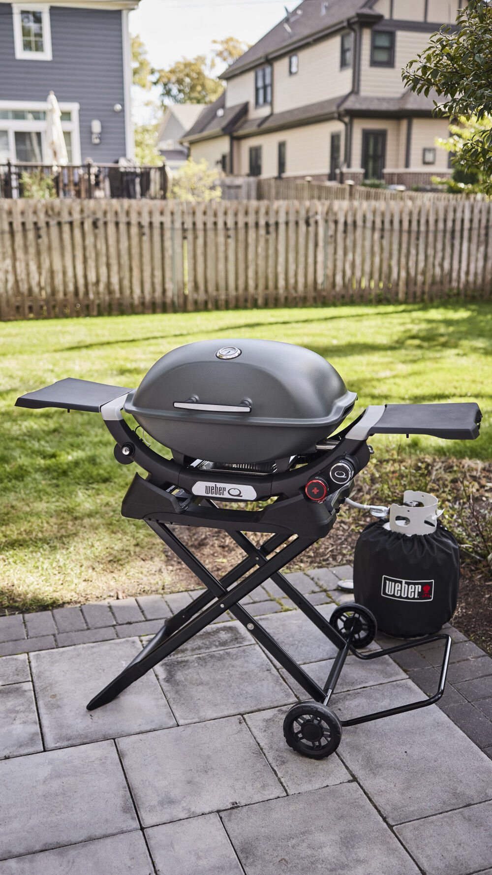 Weber Q2800N+ Gas Grill (Liquid Propane), Charcoal Grey, large image number 2
