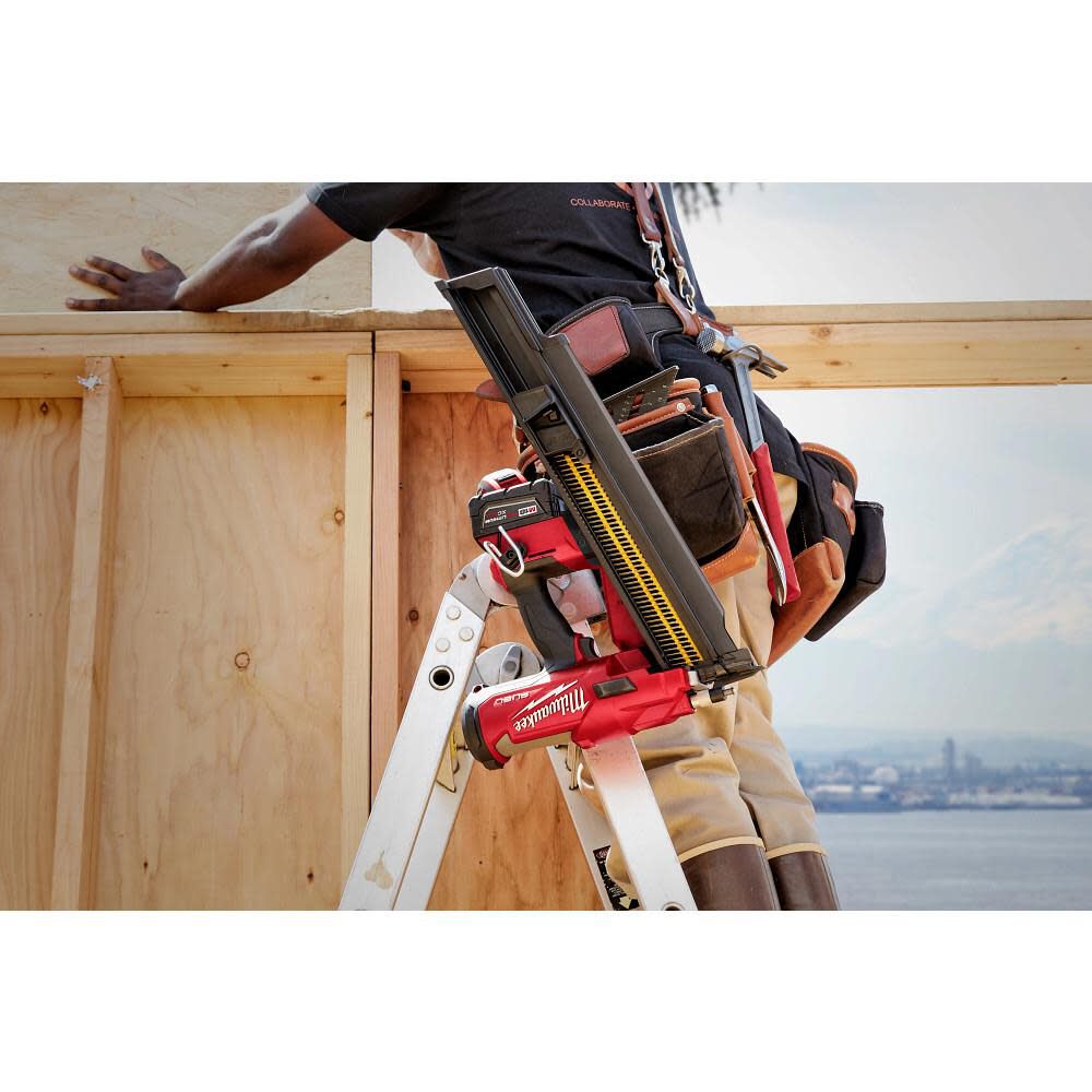 Milwaukee M18 FUEL 21 Degree Framing Nailer Extended Capacity Magazine, large image number 6