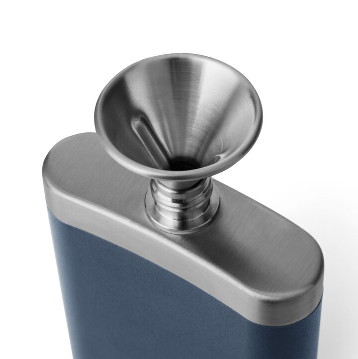 Yeti 7 Oz Flask with Funnel, White