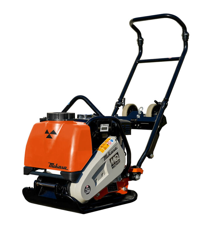 Multiquip 2315 Lb Force Gas Powered Honda GX120 OneWay Plate Compactor with 13.8 Inch Water Tank