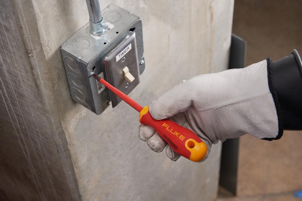 Fluke Insulated Phillips Screwdriver, large image number 4