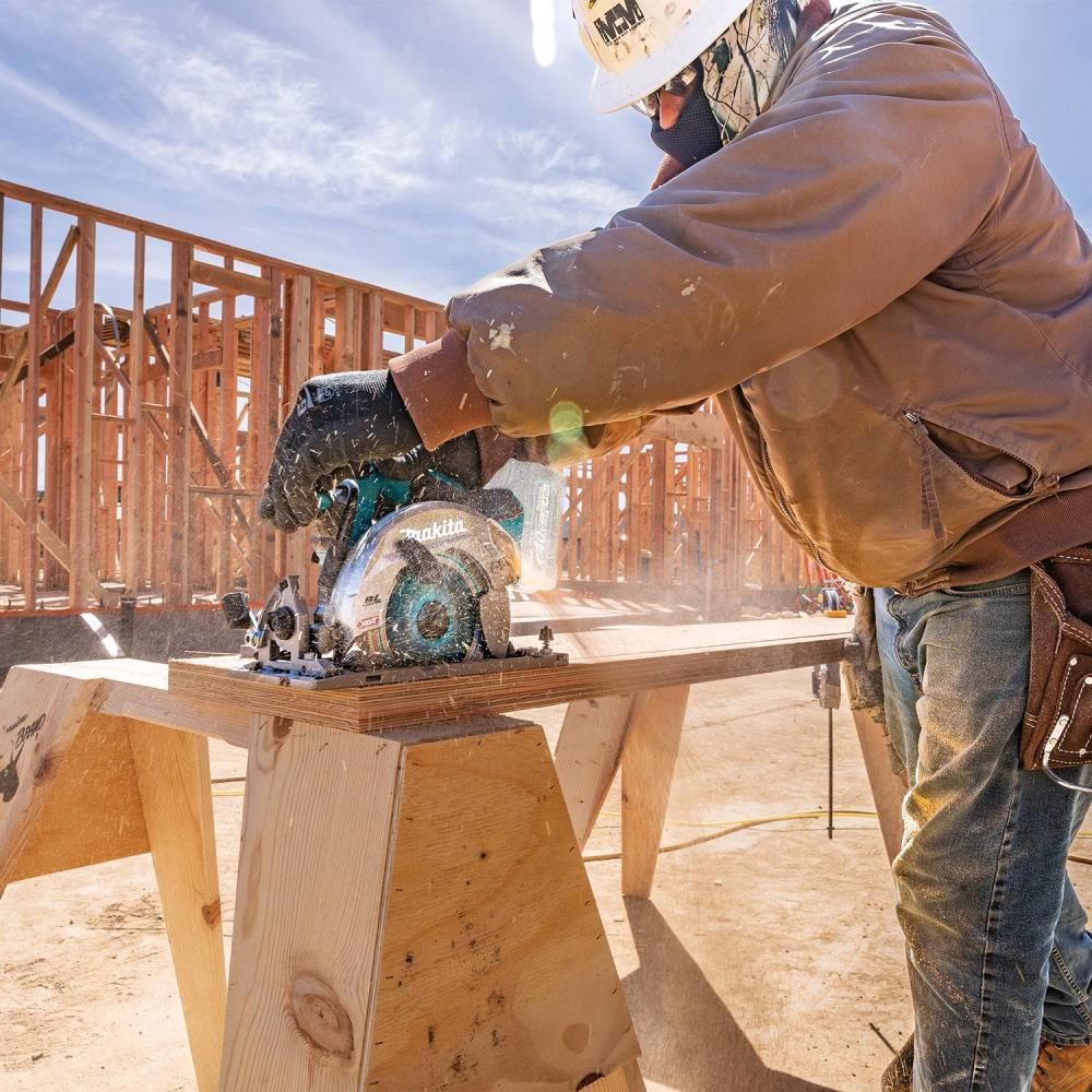 Makita 40V max XGT 6-1/2 in Circular Saw, AWS Capable Cordless (Bare Tool), large image number 6